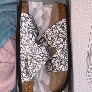 NWT Birkenstocks 🤩